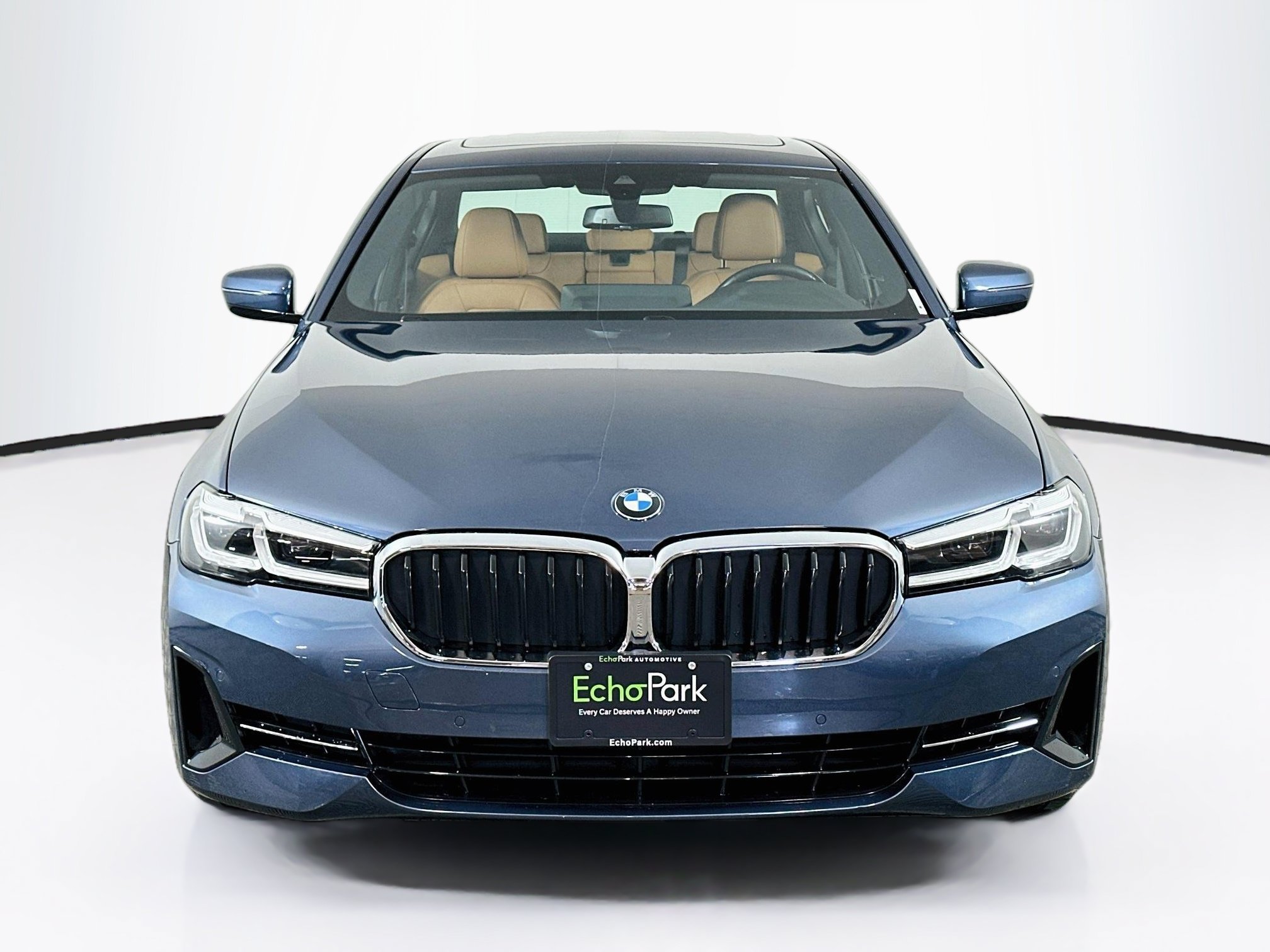 Used 2023 BMW 530i xDrive w/ Convenience Package AWD/4WD image 2
