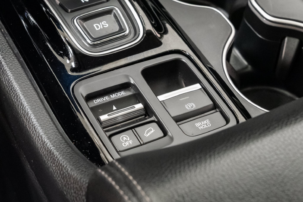 Used 2025 Honda Pilot Touring image 27