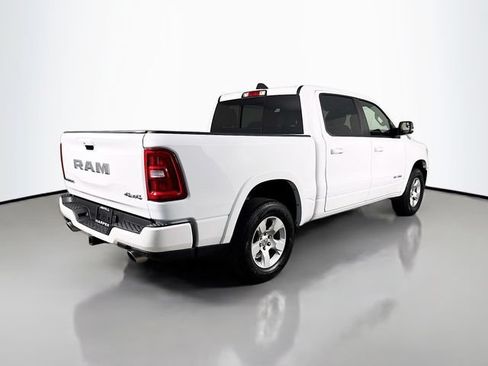 Used 2025 RAM 1500 Big Horn AWD/4WD image 7