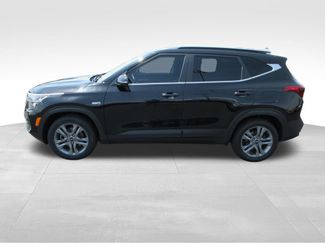 Used 2023 Kia Seltos S w/ Navigation Package AWD/4WD video 2