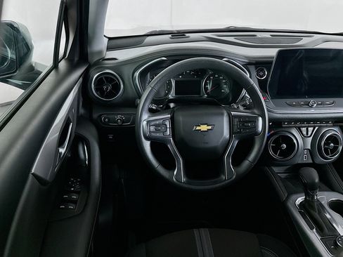 Used 2024 Chevrolet Blazer LT w/ Convenience Package image 18