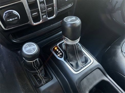 Used 2023 Jeep Wrangler Sahara w/ Cold Weather Group image 21