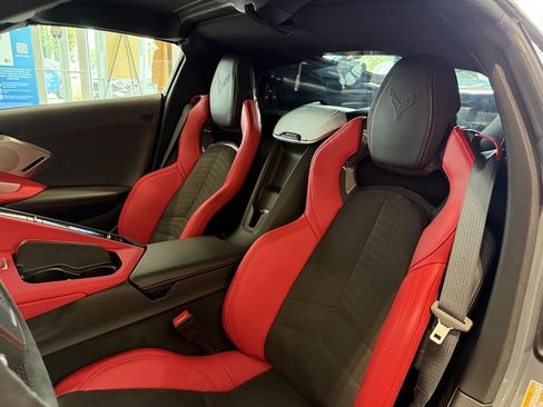 New 2025 Chevrolet Corvette Stingray Preferred Cpe w/ Z51 Performance Package image 16