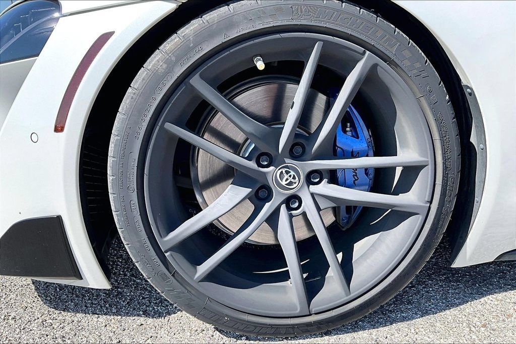 Used 2020 Toyota Supra w/ Driver Assist Package RWD image 9