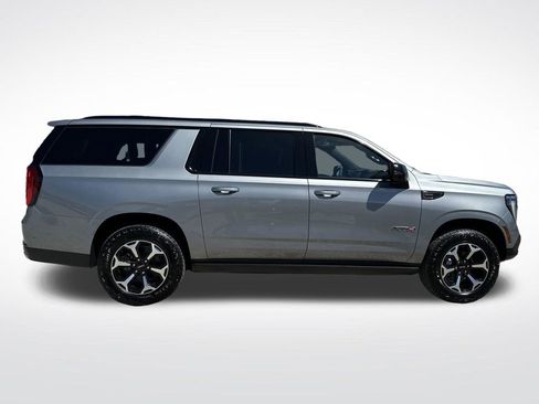 New 2026 GMC Yukon XL AT4 w/ AT4 Premium Plus Package AWD/4WD image 7