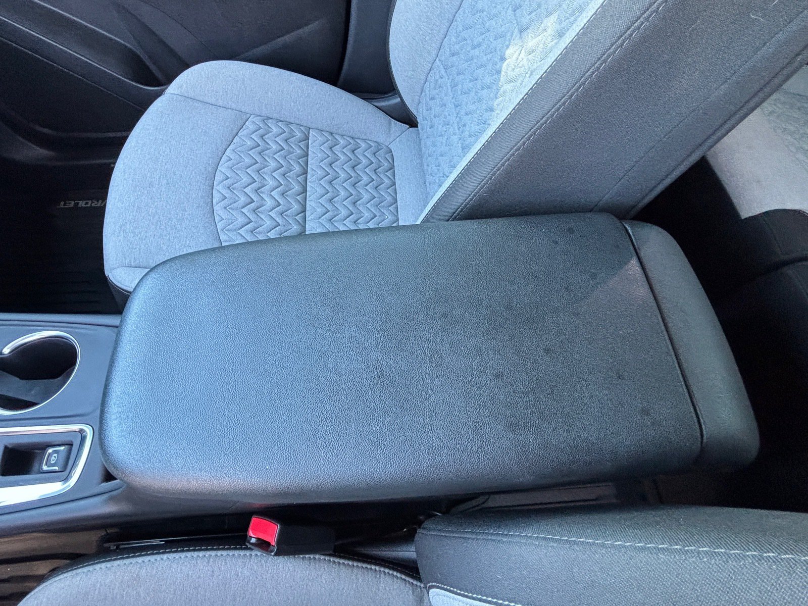 Used 2024 Chevrolet Equinox LS w/ Driver Confidence II Package FWD image 17