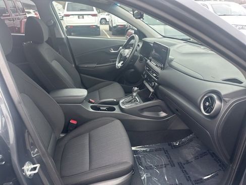 Used 2023 Hyundai Kona SEL w/ Convenience Package image 17