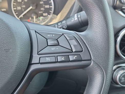 Used 2025 Nissan Sentra S FWD image 19
