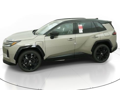 New 2026 Toyota RAV4 XSE AWD/4WD image 2
