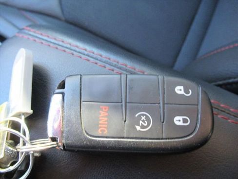 Used 2022 Jeep Compass Trailhawk w/ Trailhawk Convenience Group image 23