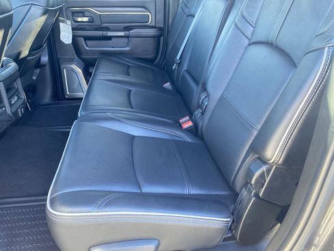 Used 2019 RAM 2500 Limited image 23