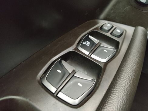 Used 2018 Hyundai Santa Fe Sport image 27