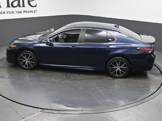 Used 2022 Toyota Camry SE FWD image 46