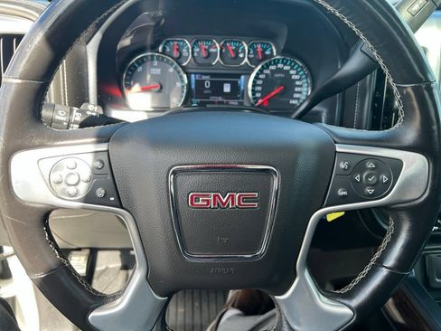 Used 2018 GMC Sierra 1500 SLT AWD/4WD image 9