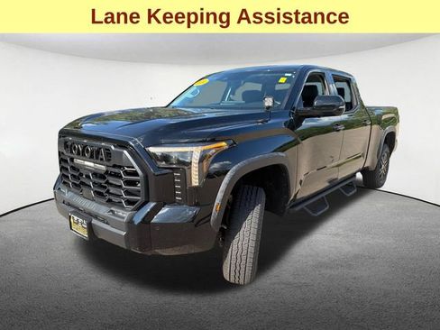 Used 2024 Toyota Tundra SR5 w/ SR5 Premium Package AWD/4WD image 5