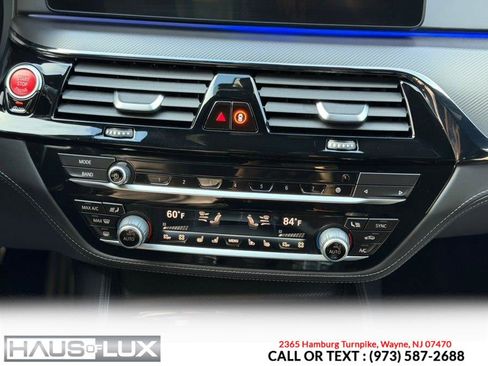 Used 2021 BMW M5 image 36