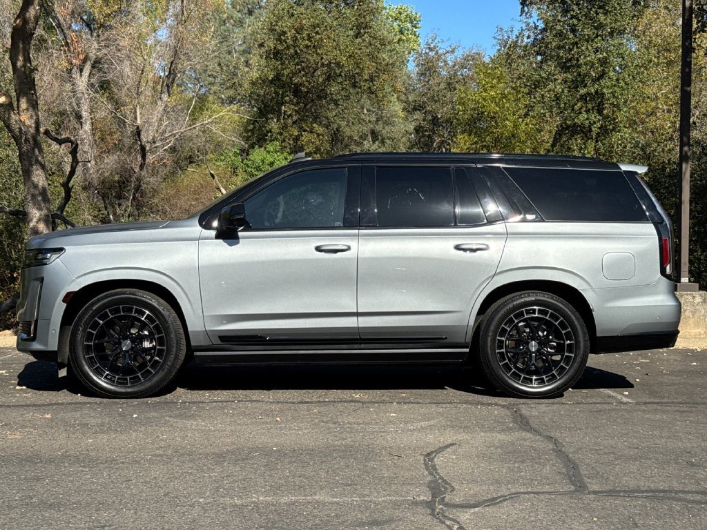 Used 2024 Cadillac Escalade Sport w/ LPO, ONYX Package AWD/4WD image 8