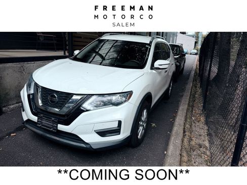 Used 2019 Nissan Rogue SV AWD/4WD image 1