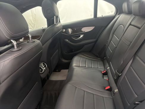 Used 2019 Mercedes-Benz C 300 4MATIC Sedan image 18