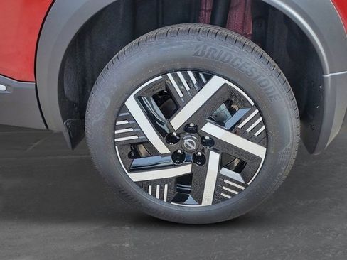 New 2026 Nissan Kicks SV image 11