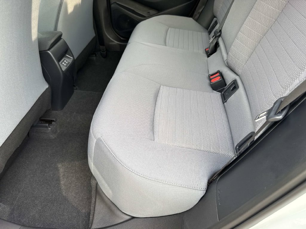 Used 2026 Toyota Corolla SE FWD image 15
