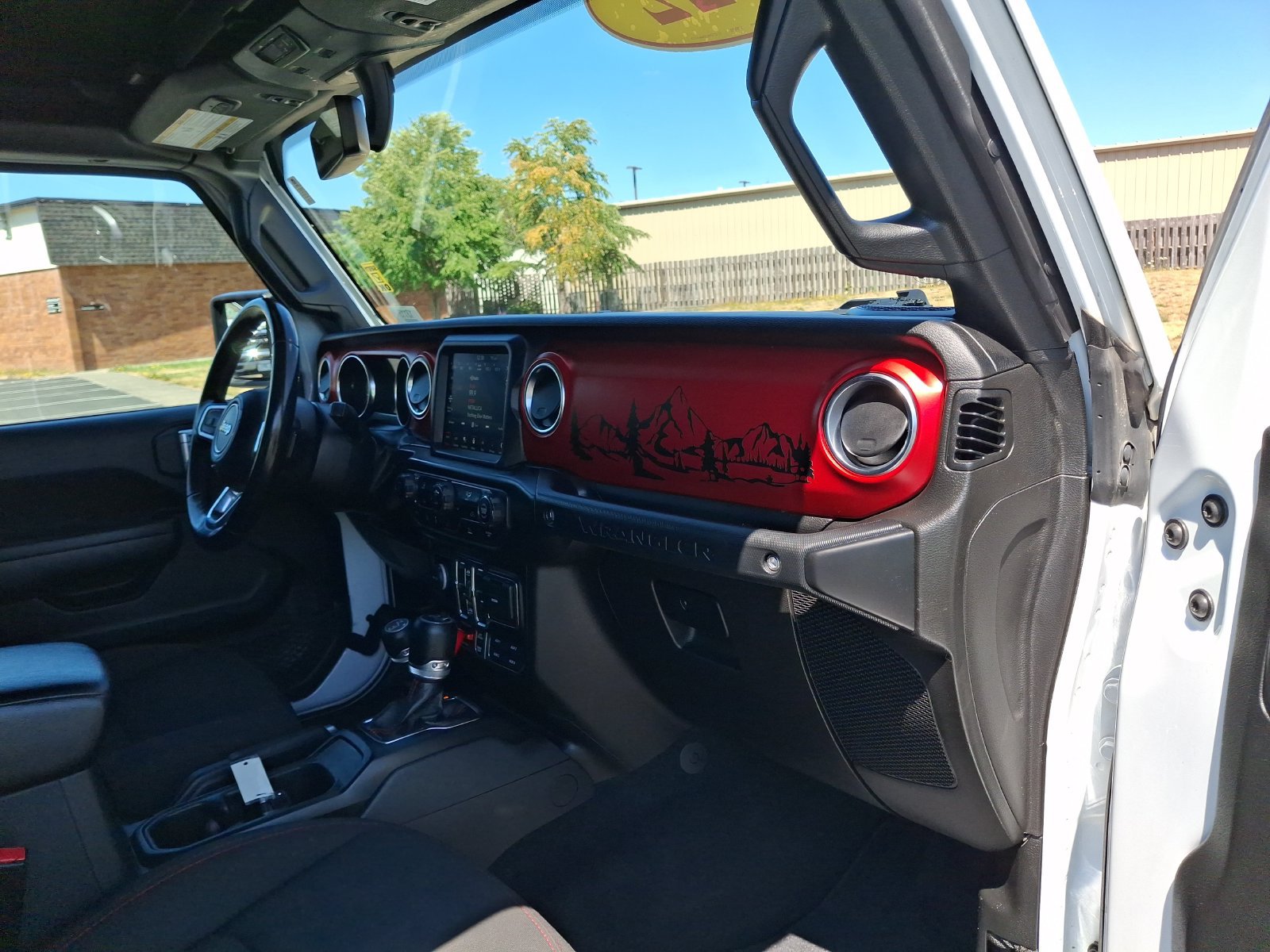 Used 2022 Jeep Wrangler Unlimited Rubicon AWD/4WD image 24