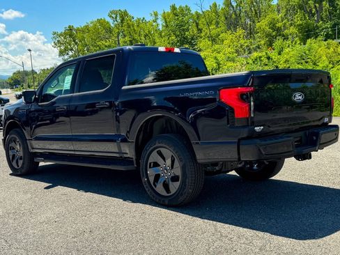 New 2025 Ford F150 Lightning Flash AWD/4WD image 5