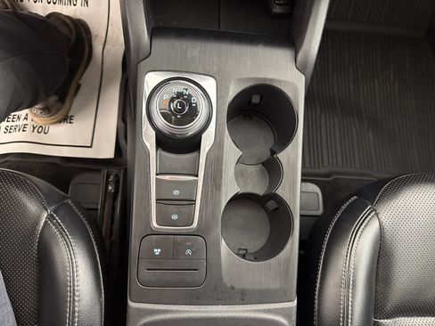 Used 2020 Ford Escape SEL image 21