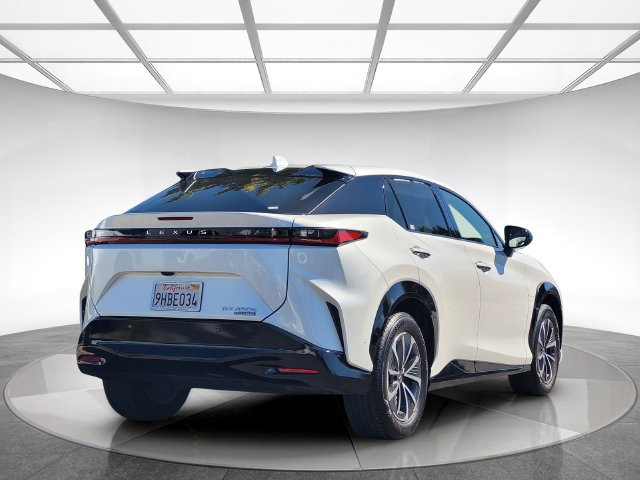 Used 2023 Lexus RZ 450e Premium w/ Technology Package AWD/4WD image 4