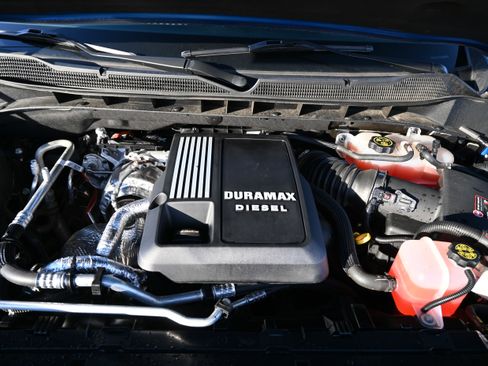 Used 2024 Chevrolet Silverado 1500 ZR2 w/ Technology Package image 34