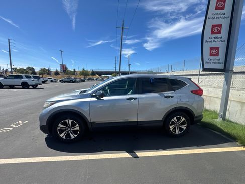 Used 2019 Honda CR-V LX image 4