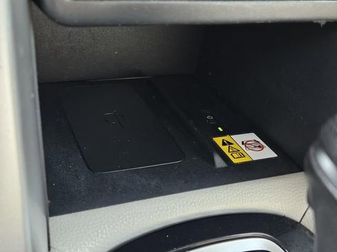 Used 2022 Toyota Corolla Cross LE w/ Moonroof Package image 23