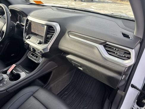 Used 2023 GMC Acadia SLT w/ Elevation Edition image 29