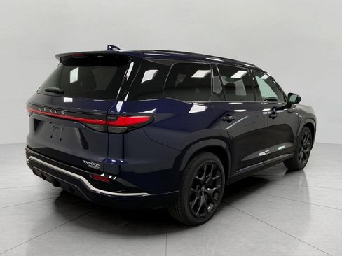 New 2026 Lexus TX 500h AWD image 3