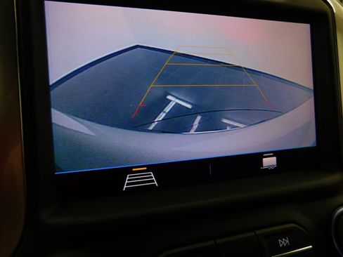 Used 2022 Chevrolet Silverado 1500 LT image 29