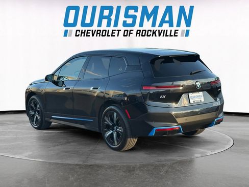 Used 2023 BMW iX xDrive50 w/ BMW I Signature Blue Package image 4