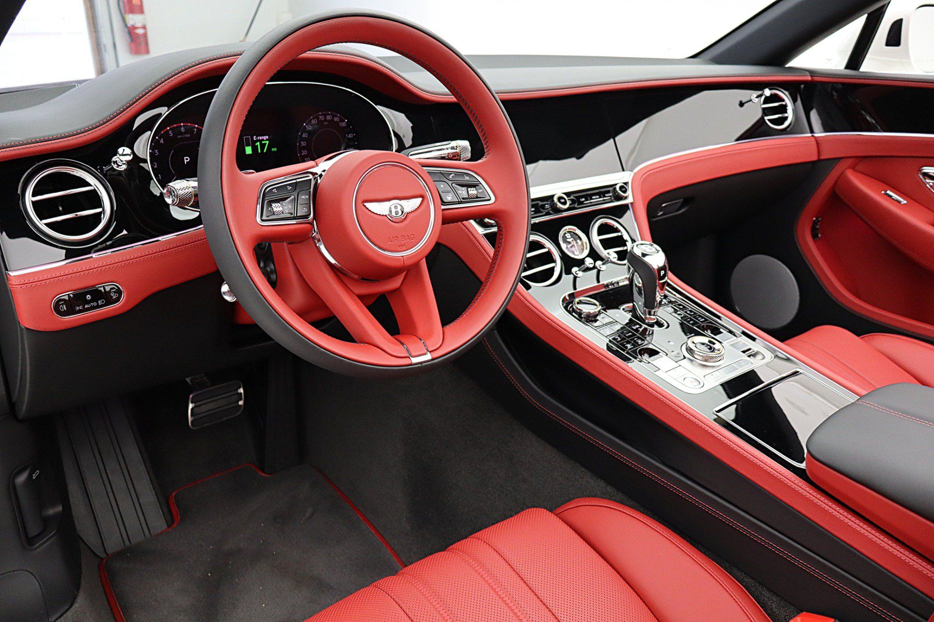 Used 2026 Bentley Continental GT Mulliner AWD/4WD image 30