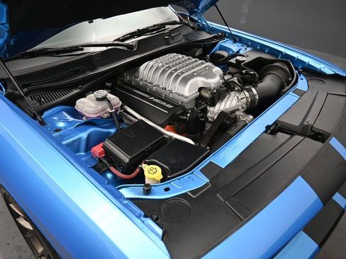Used 2016 Dodge Challenger SRT Hellcat RWD image 46