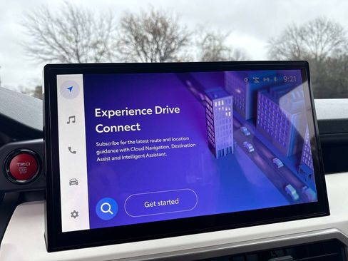 Used 2024 Toyota Tacoma TRD Sport w/ TRD Sport Upgrade Package image 21