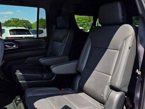 Used 2023 Chevrolet Suburban Z71 w/ Luxury Package AWD/4WD image 50