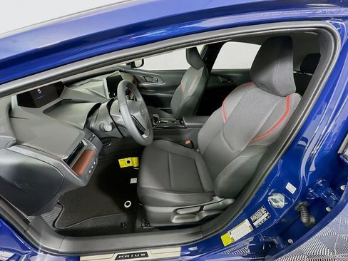 Certified 2026 Toyota Prius Plug-In Hybrid FWD image 21