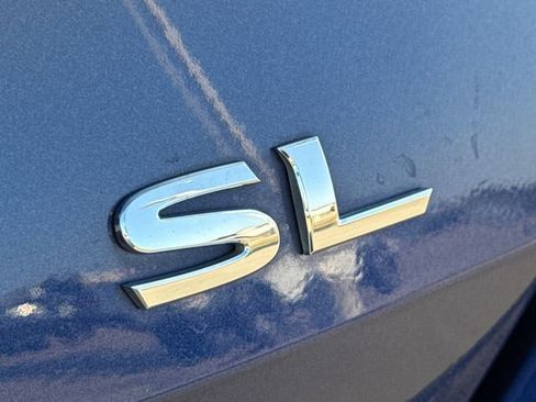 Used 2017 Nissan Rogue SL w/ SL Premium Package FWD image 10