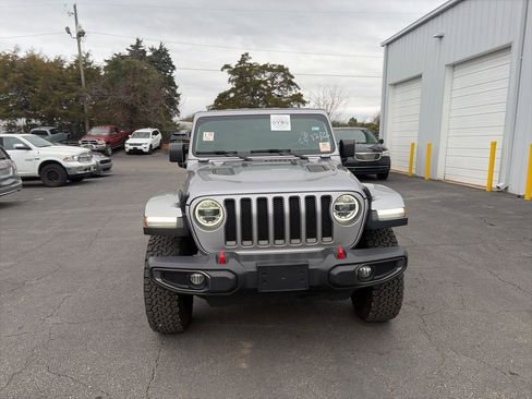 Used 2019 Jeep Wrangler Unlimited Rubicon image 2