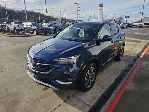 Used 2021 Buick Encore GX Select image 10