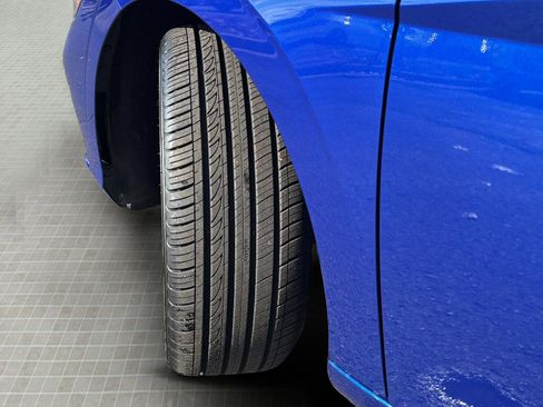 Certified 2025 Hyundai Elantra Sport image 19