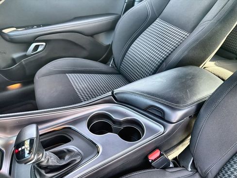 Used 2023 Dodge Challenger SXT w/ Blacktop Package image 21