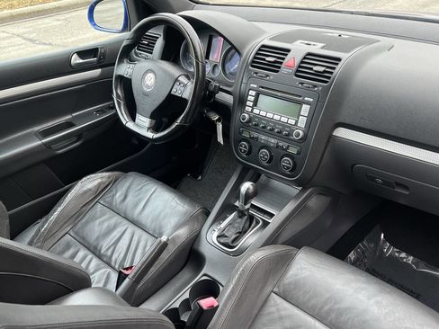 Used 2008 Volkswagen R32 image 11