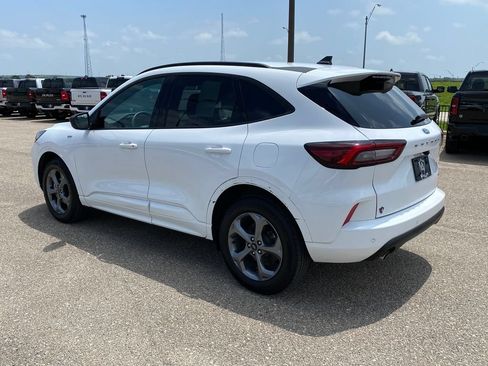 Used 2023 Ford Escape ST-Line w/ Tech Pack #1 AWD/4WD image 4
