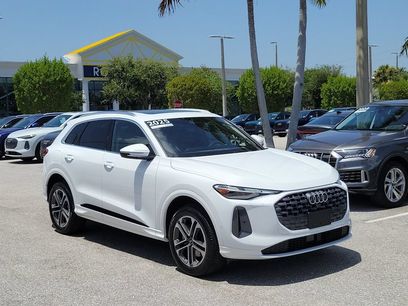 Used 2025 Audi Q5 Premium w/ Convenience Package