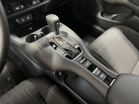 New 2026 Honda HR-V Sport image 18